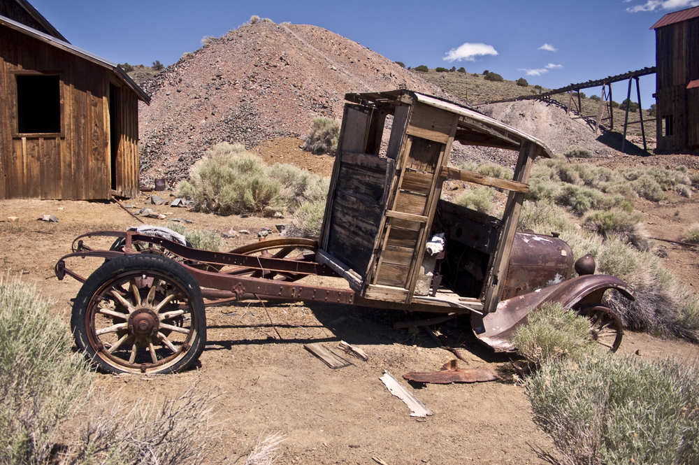 Palm Desert Truck Accident Attorney Sebastian Gibson
